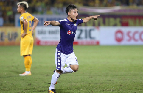 Quang Hải và đồng đội quyết tâm chiến thắng đội Khánh Hòa