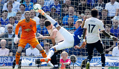 Thua Everton, Man Utd gần như không còn cơ hội vào top 4